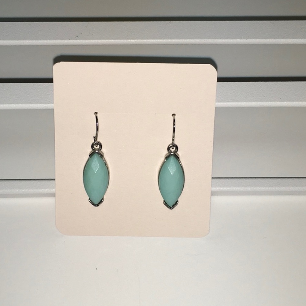 Turquoise Earring and Necklace Set! - Picture 3 of 5